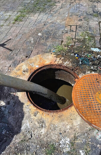 https://plumberinmelville.com.au/uploads/2025/06/blocked-drains-256136.jpg