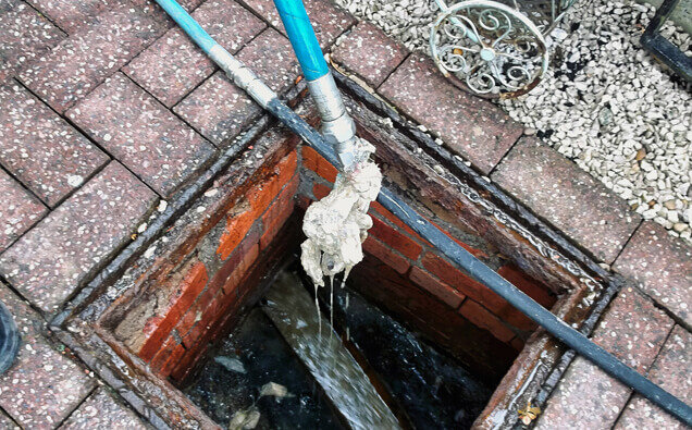 https://plumberinmelville.com.au/uploads/2025/06/blocked-drains-598620.jpg